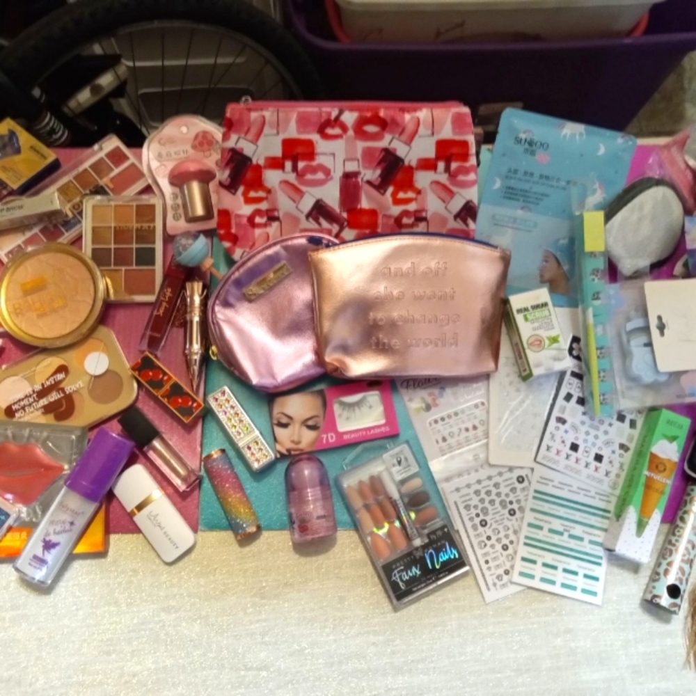 Makeup Bundles